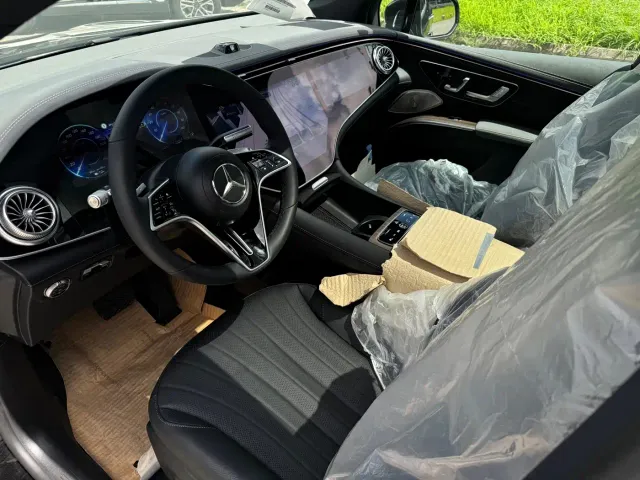 Mercedes-Benz EQS SUV — Фото автомобиля 7