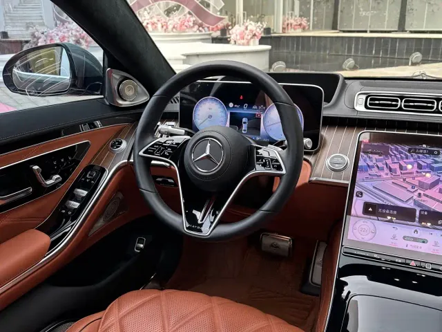 Mercedes-Benz Maybach S-Class — Фото автомобиля 24