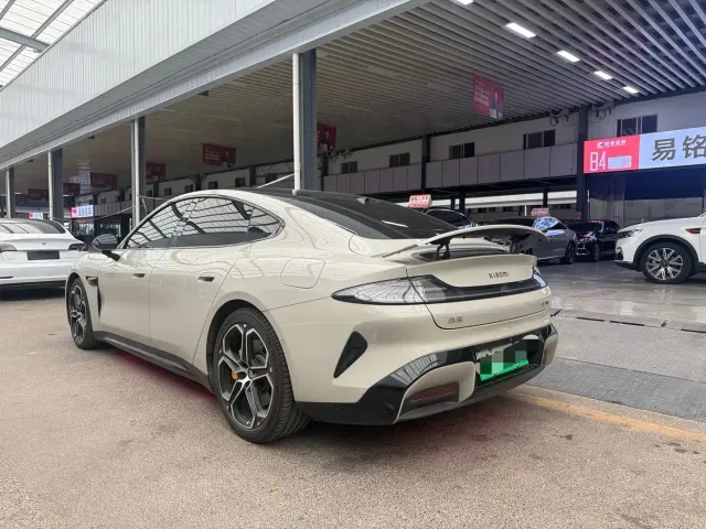 Xiaomi SU7 — Фото автомобиля 21