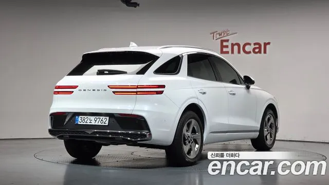 Genesis GV70 — Фото автомобиля 2