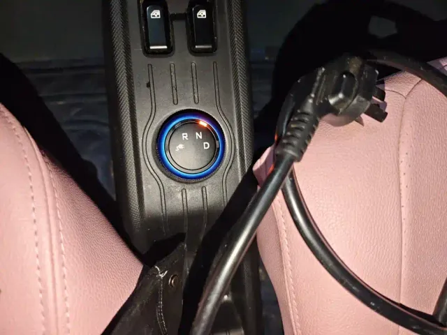 Wuling Hongguang Mini EV — Фото автомобиля 10