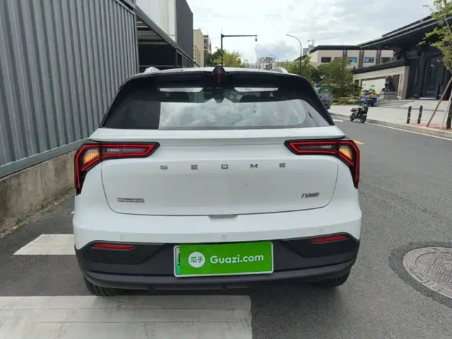 Geely Geometry E Firefly — Фото автомобиля 5