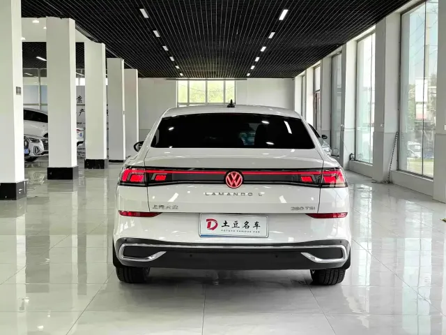 Volkswagen Lamando — Фото автомобиля 5