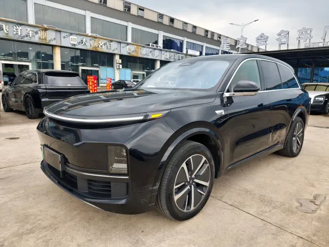 Фотография автомобиля — Li Auto L8