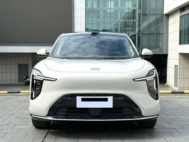 IM Motors LS6 — Фото автомобиля 2