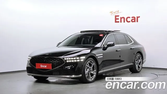 Фотография автомобиля — Genesis G90 G90 (RS4) Бензин 3.5 турбо AWD