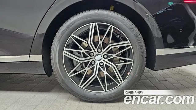 Genesis G90 RS4 — Фото автомобиля 6