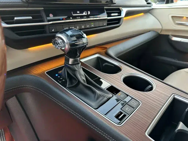 Toyota Sienna — Фото автомобиля 13