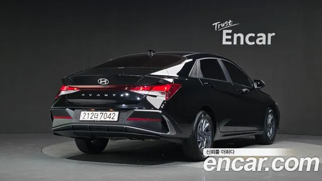 Фотография автомобиля — Hyundai AVANTE