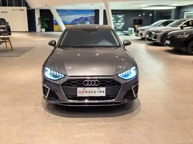 Audi A4L — Фото автомобиля 2