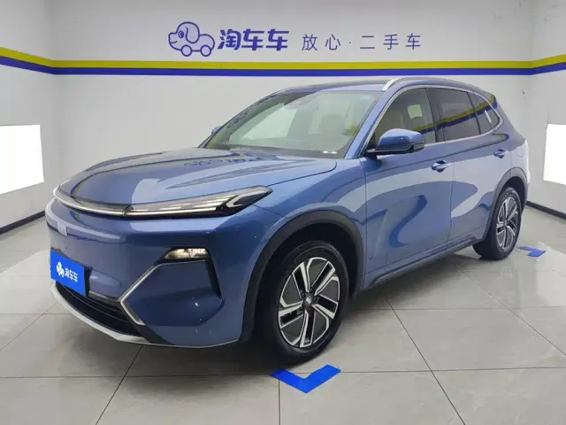 Фотография автомобиля — Geely Galaxy Starship 7 EM-i