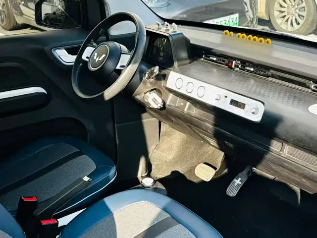 Wuling Hongguang Mini EV — Фото автомобиля 24