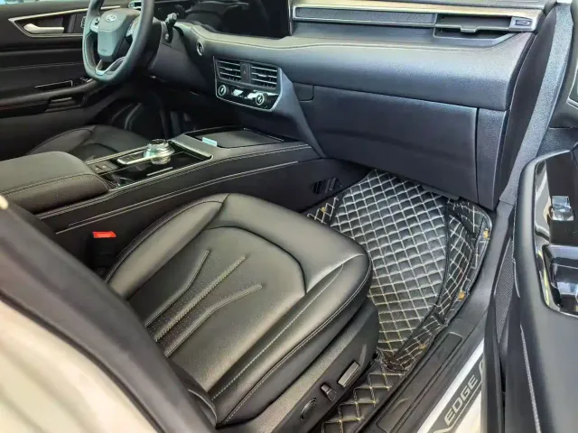 Ford Edge — Фото автомобиля 10