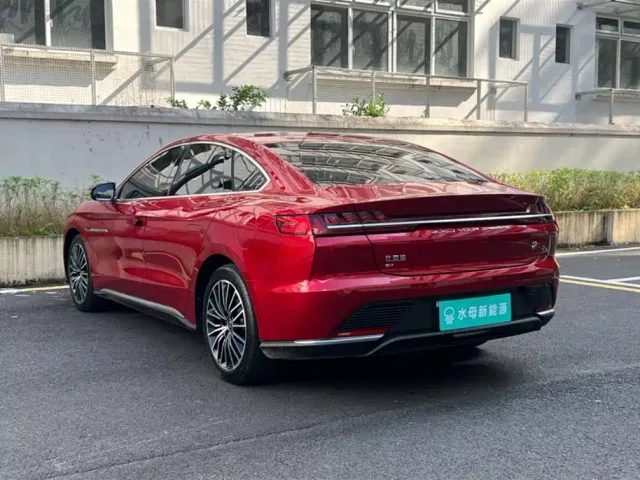 BYD Han — Фото автомобиля 6
