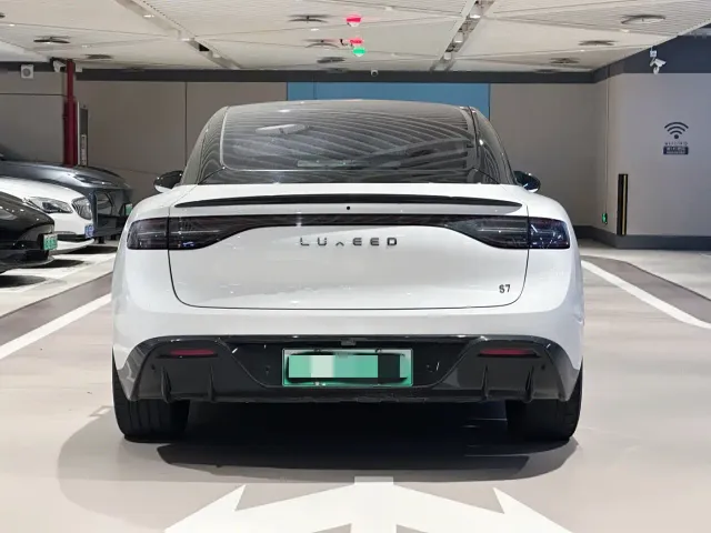 Luxeed S7 — Фото автомобиля 5