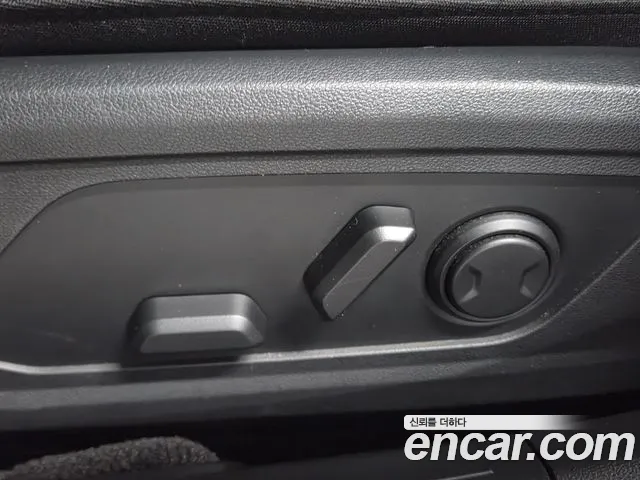Hyundai Grandeur GN7 — Фото автомобиля 18