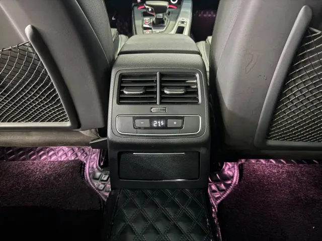 Audi A4L — Фото автомобиля 11