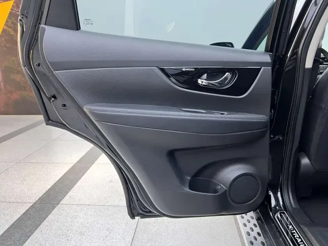 Nissan X-Trail — Фото автомобиля 15