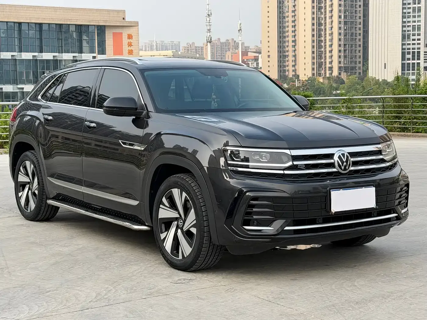 Volkswagen Teramont 2022 Teramont X 380TSI 4MOTION Premium Luxury — Фото автомобиля 3
