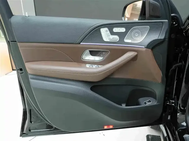 Mercedes-Benz GLS-Class — Фото автомобиля 15