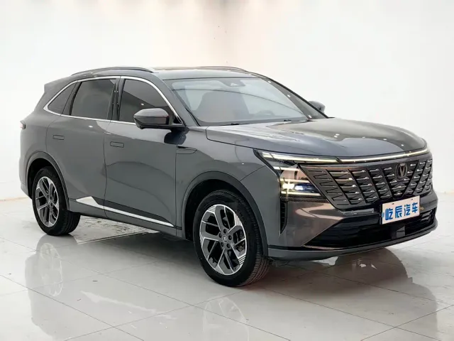 Changan CS75 Plus — Фото автомобиля 3