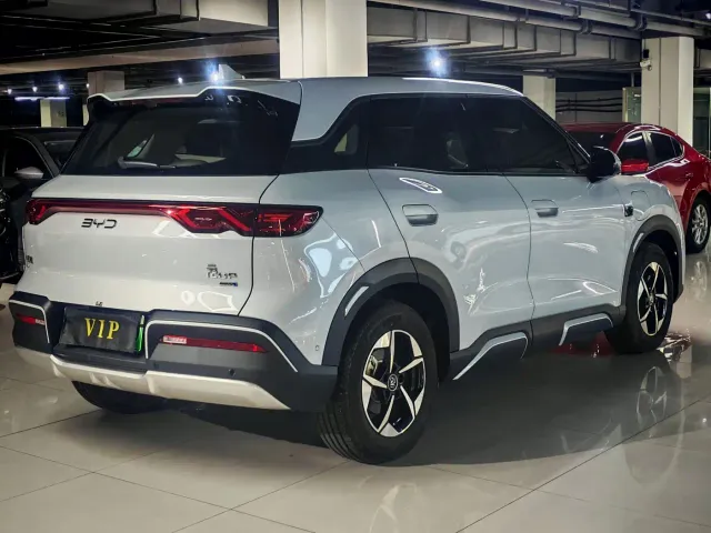 BYD Yuan UP — Фото автомобиля 5