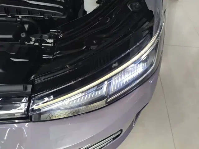 Volkswagen Passat — Фото автомобиля 23