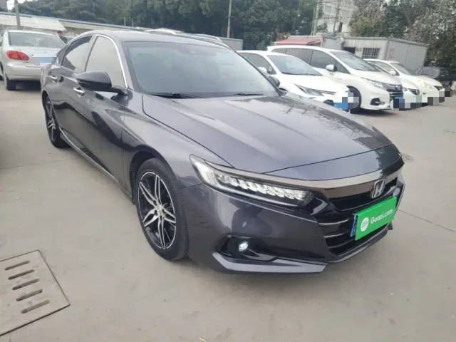 Honda Accord — Фото автомобиля 22