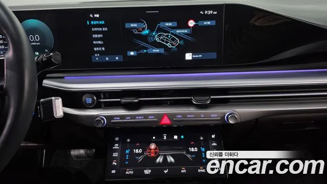 Hyundai Grandeur GN7 — Фото автомобиля 18