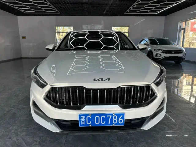 Фотография автомобиля — Kia K3