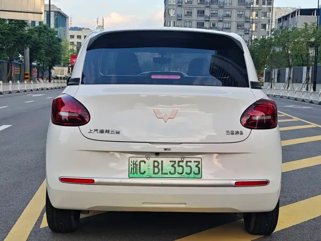 Wuling Bingo — Фото автомобиля 4