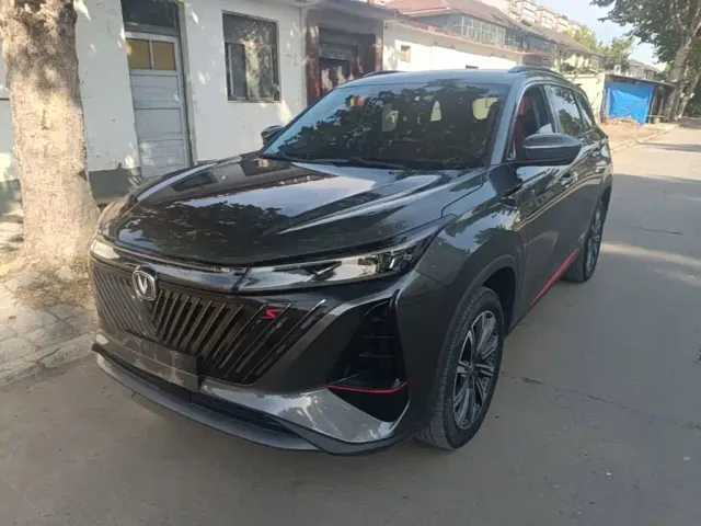 Фотография автомобиля — Changan CS75 Plus