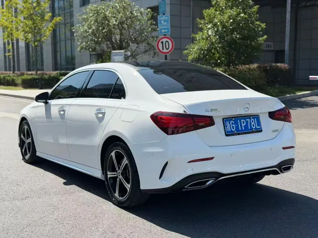 Mercedes-Benz A-Class — Фото автомобиля 13