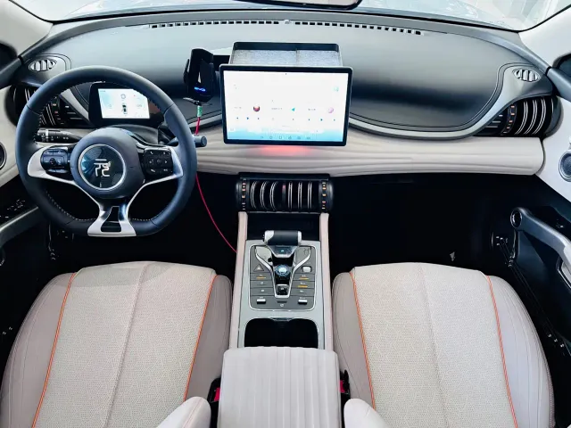 BYD Yuan PLUS — Фото автомобиля 16