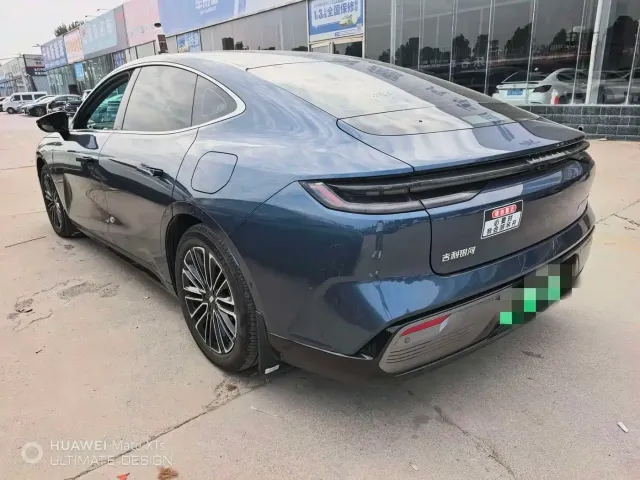 Geely Galaxy Xingyao 8 — Фото автомобиля 9