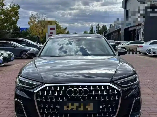 Audi A8 — Фото автомобиля 2