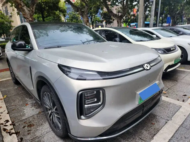 Changan Qiyuan Q07 — Фото автомобиля 3