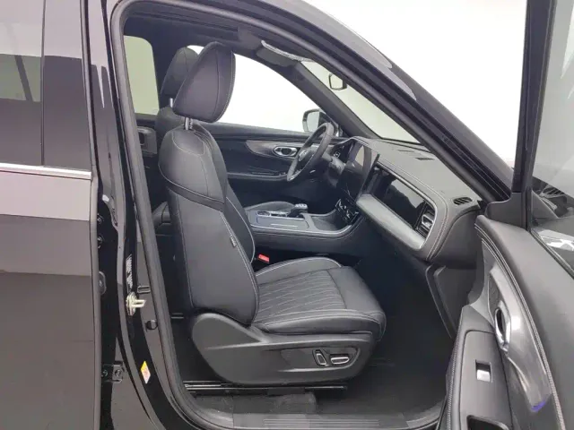 GAC Trumpchi GS8 — Фото автомобиля 23