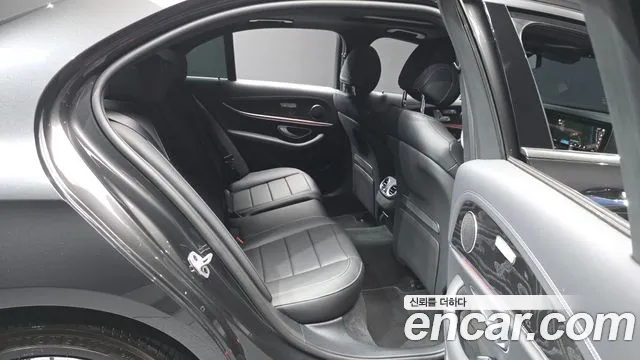 Mercedes-Benz E-Class W213 — Фото автомобиля 18