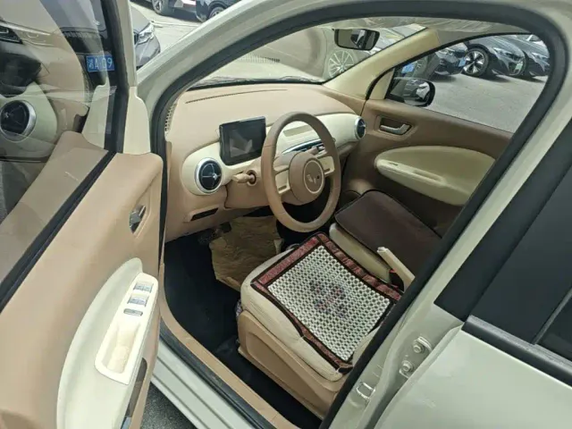 Wuling Hongguang Mini EV — Фото автомобиля 15