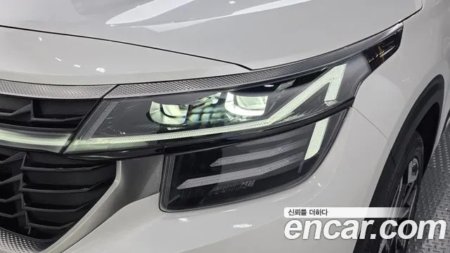 Kia Seltos — Фото автомобиля 7