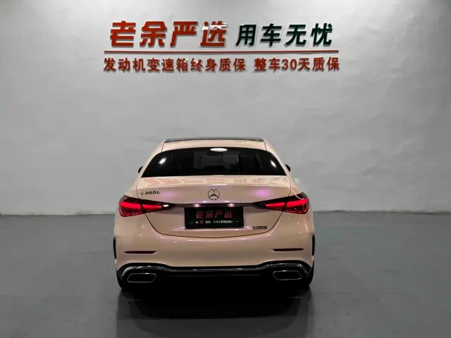 Mercedes-Benz C-Class — Фото автомобиля 8