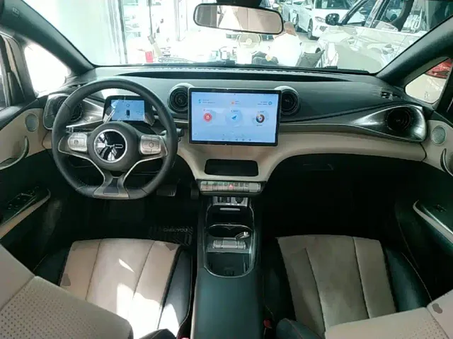 BYD Dolphin — Фото автомобиля 9