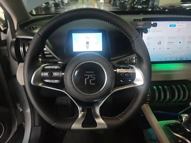 BYD Yuan PLUS — Фото автомобиля 10