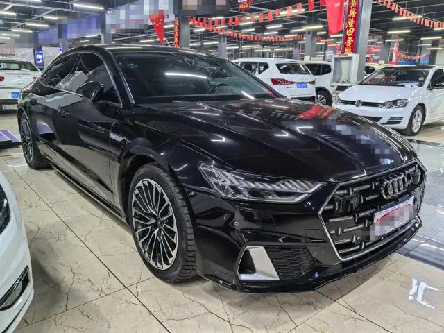 Audi A7L — Фото автомобиля 3