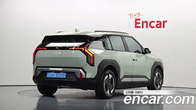 Kia EV3 — Фото автомобиля 2