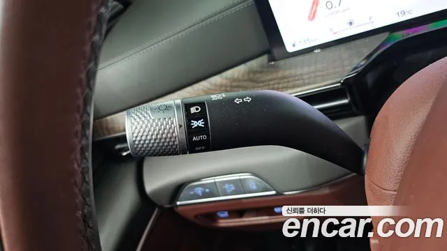 Genesis GV80 — Фото автомобиля 30