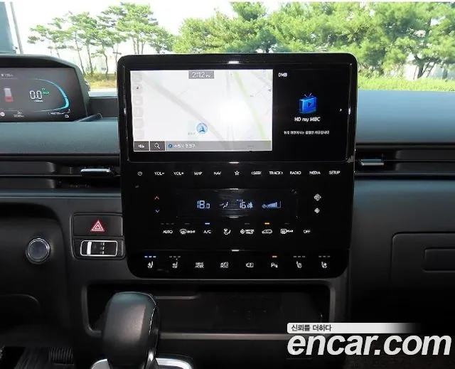 Hyundai Staria — Фото автомобиля 13