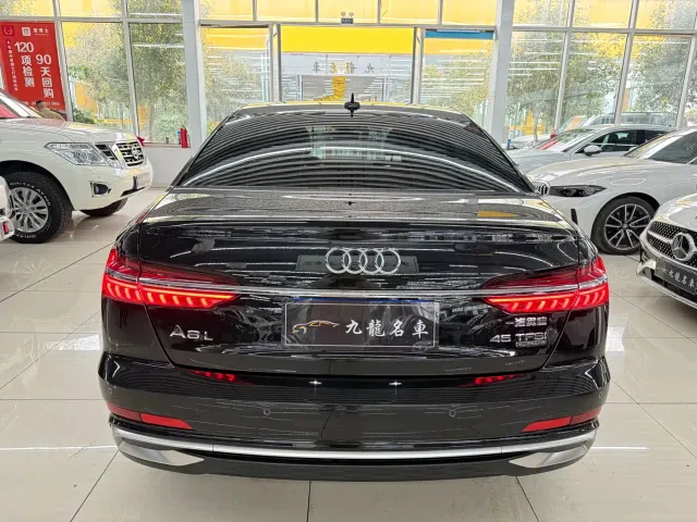 Audi A6L — Фото автомобиля 3