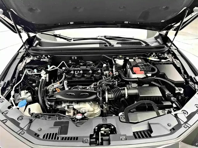 Honda Accord — Фото автомобиля 16